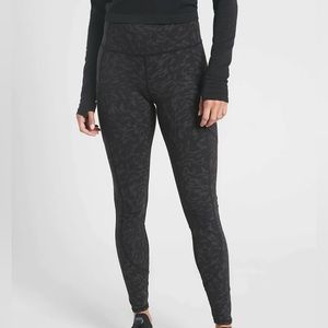 Athleta Rainier printed tight